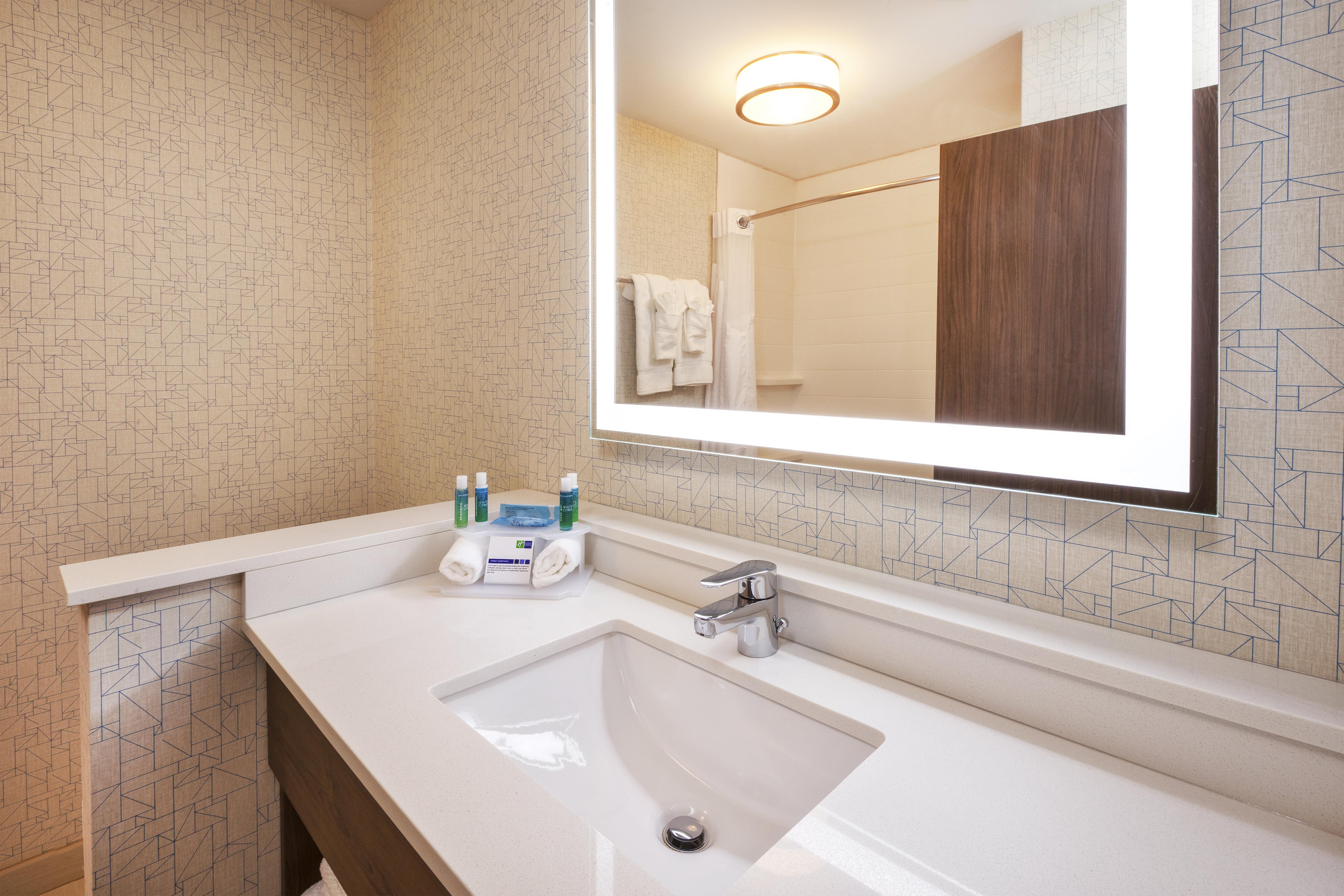 Holiday Inn Express & Suites New Castle By Ihg Exterior foto