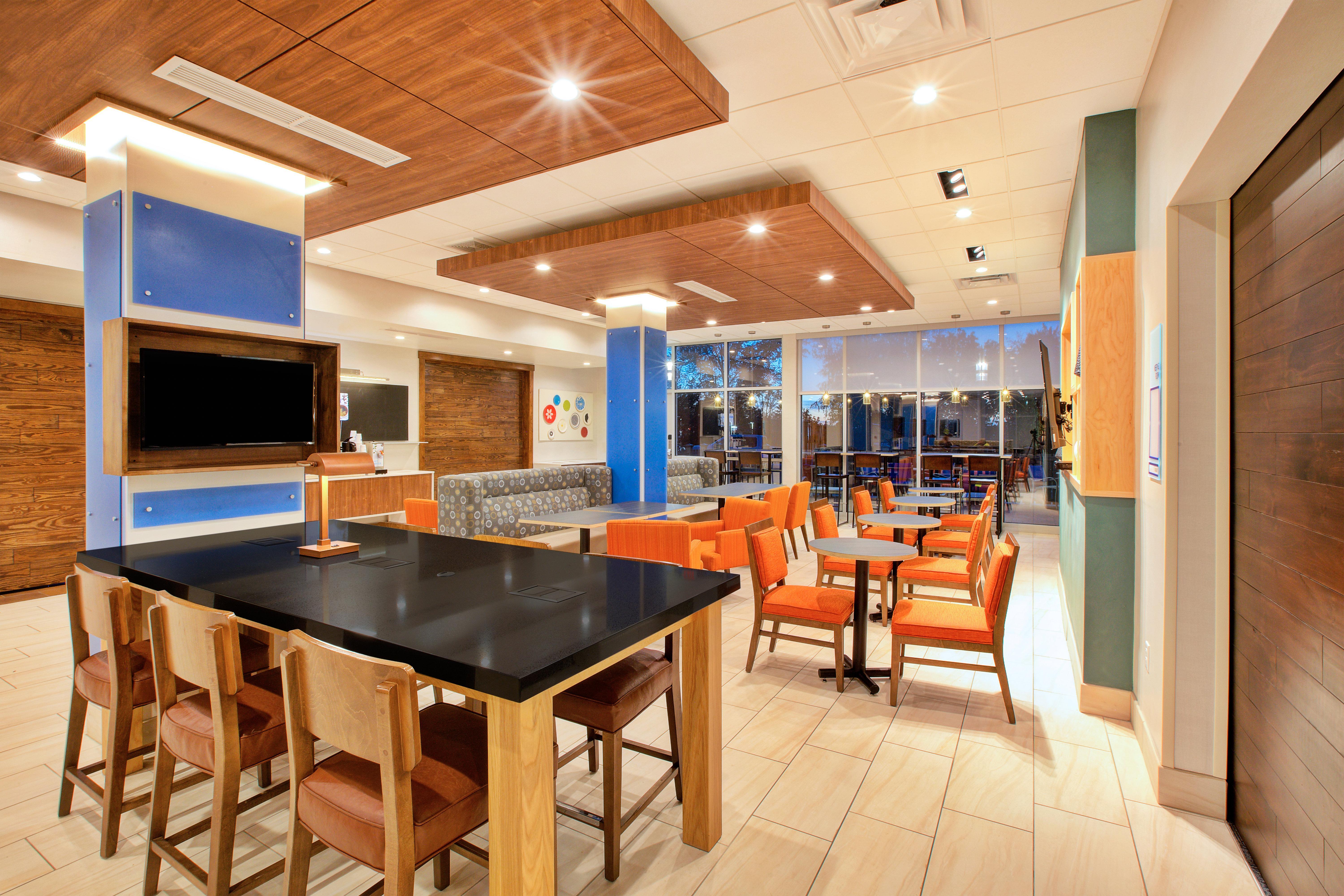 Holiday Inn Express & Suites New Castle By Ihg Exterior foto